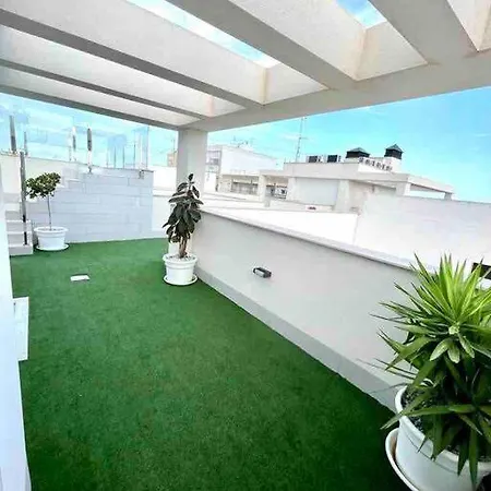 아파트 Modern Near The Sea