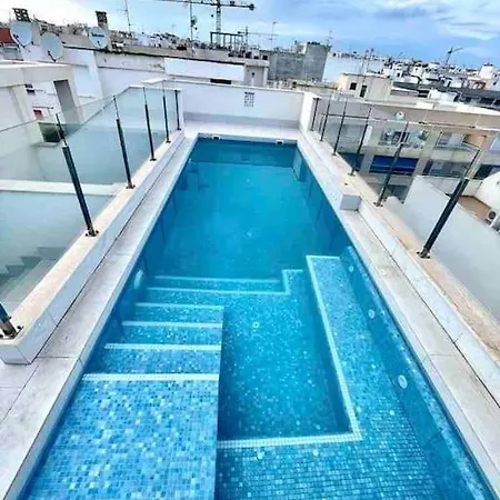 Modern Near The Sea 아파트 *