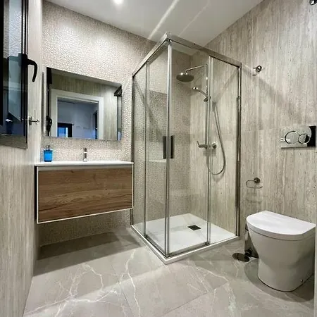 Modern Near The Sea Τορεβιέχα